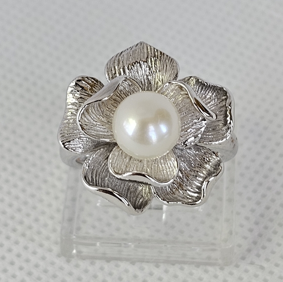 Elegant Genuine Cultured Pearl Sterling Silver Ring Sz 7! - Picture 11 of 14
